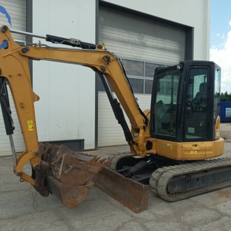 PELLE SUR CHENILLES CAT 305E2