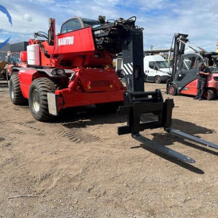 CHARIOT TÉLESCOPIQUE Manitou MRT 2150