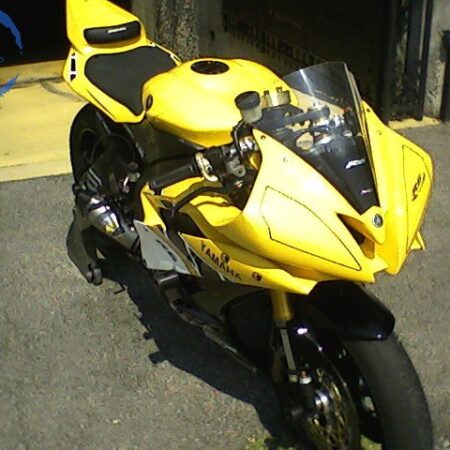 Yamaha YZF-R6 (2003)
