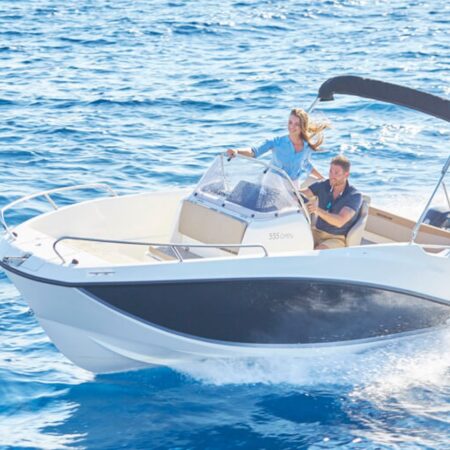Quicksilver Activ 555 Open