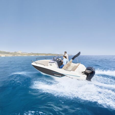 Quicksilver Activ 605 Sundeck